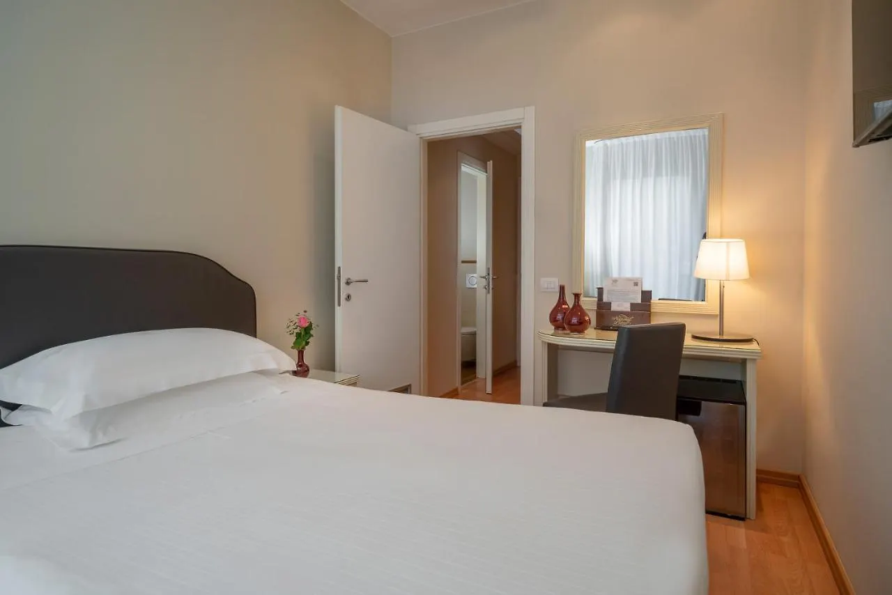 ****  National Hotel Rimini Italy